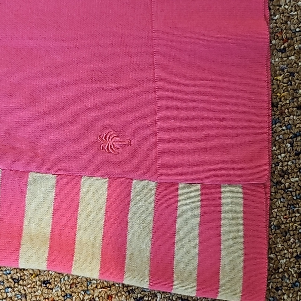 Lilly Pulitzer V-Neck Sweater! Worn Once!! - Picture 5 of 12